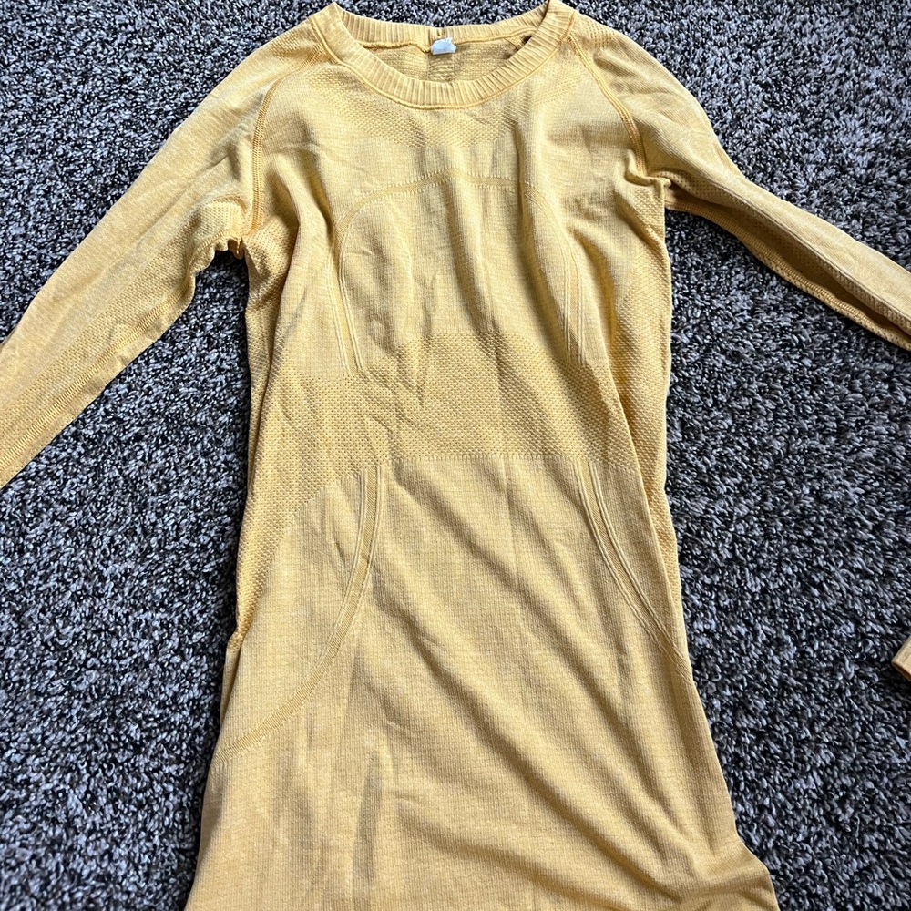 Lulu Swiftly Tech Size 4